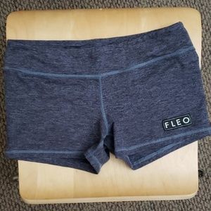 FLEO size L blue heather color workout shorts